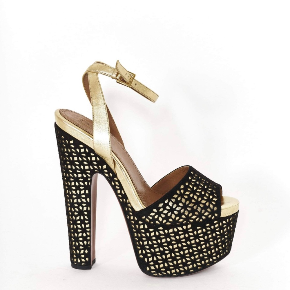 Alaia platform sandals. Size 38
